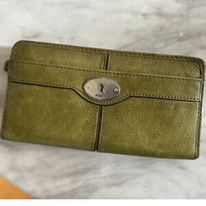 Vintage Y2K Fossil Olive Green Multi Zip Pocket Wallet Pocket Book 4x8